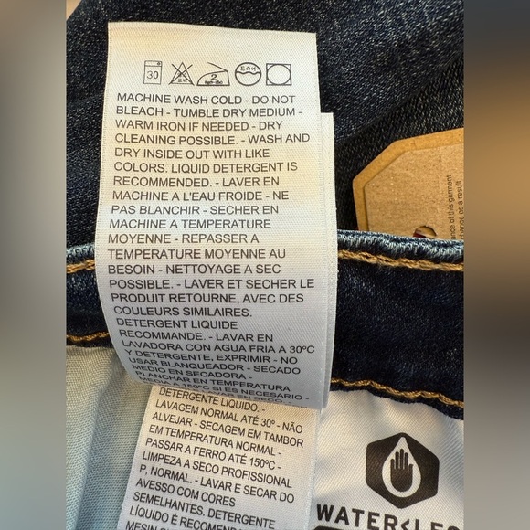 NWT Levi’s 711 Skinny Mid Rise Jeans Women’s Size 34 - Picture 7 of 13